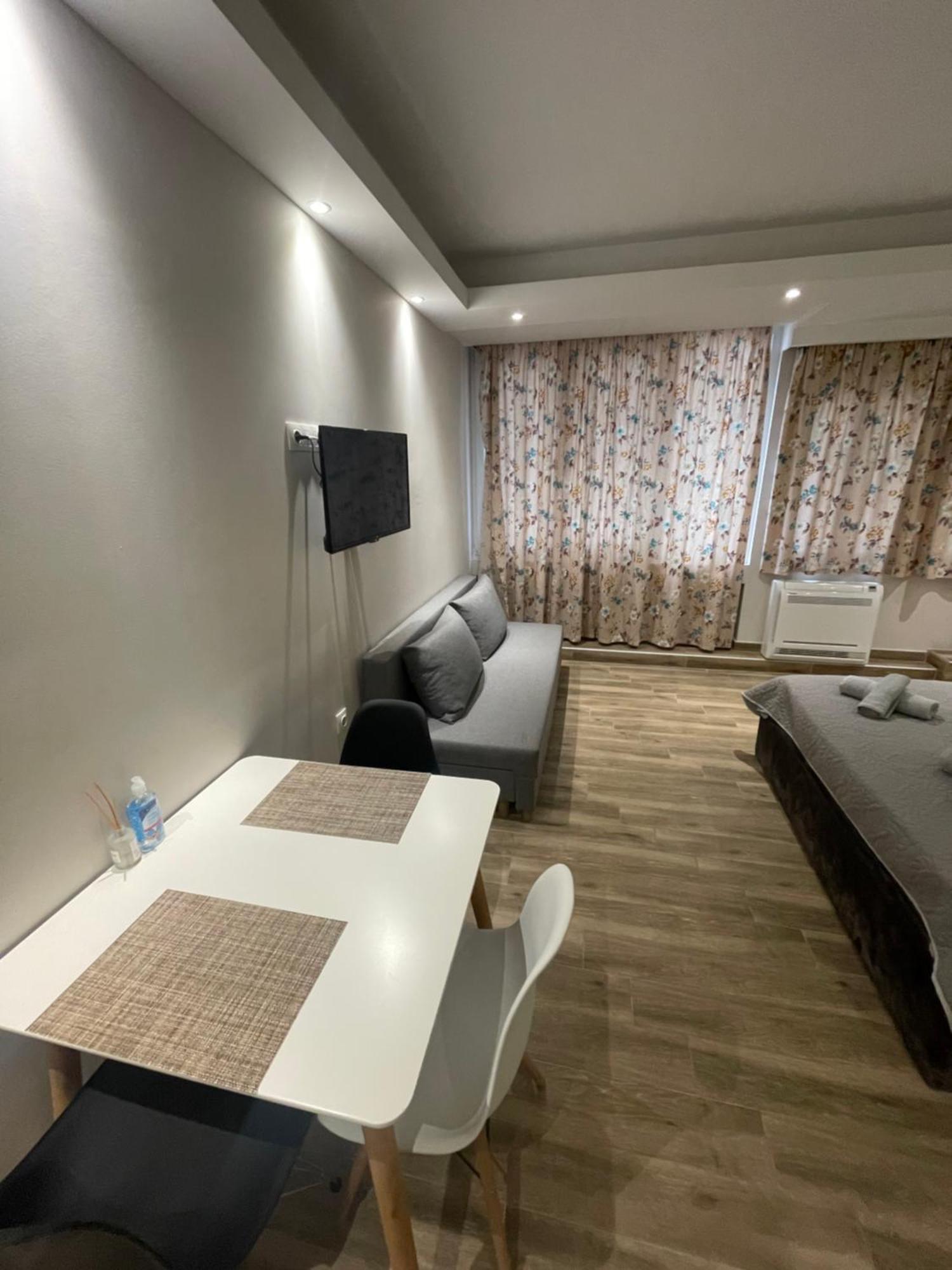 2Downtown#1# Apartment เทสซาโลนิกิ ภายนอก รูปภาพ