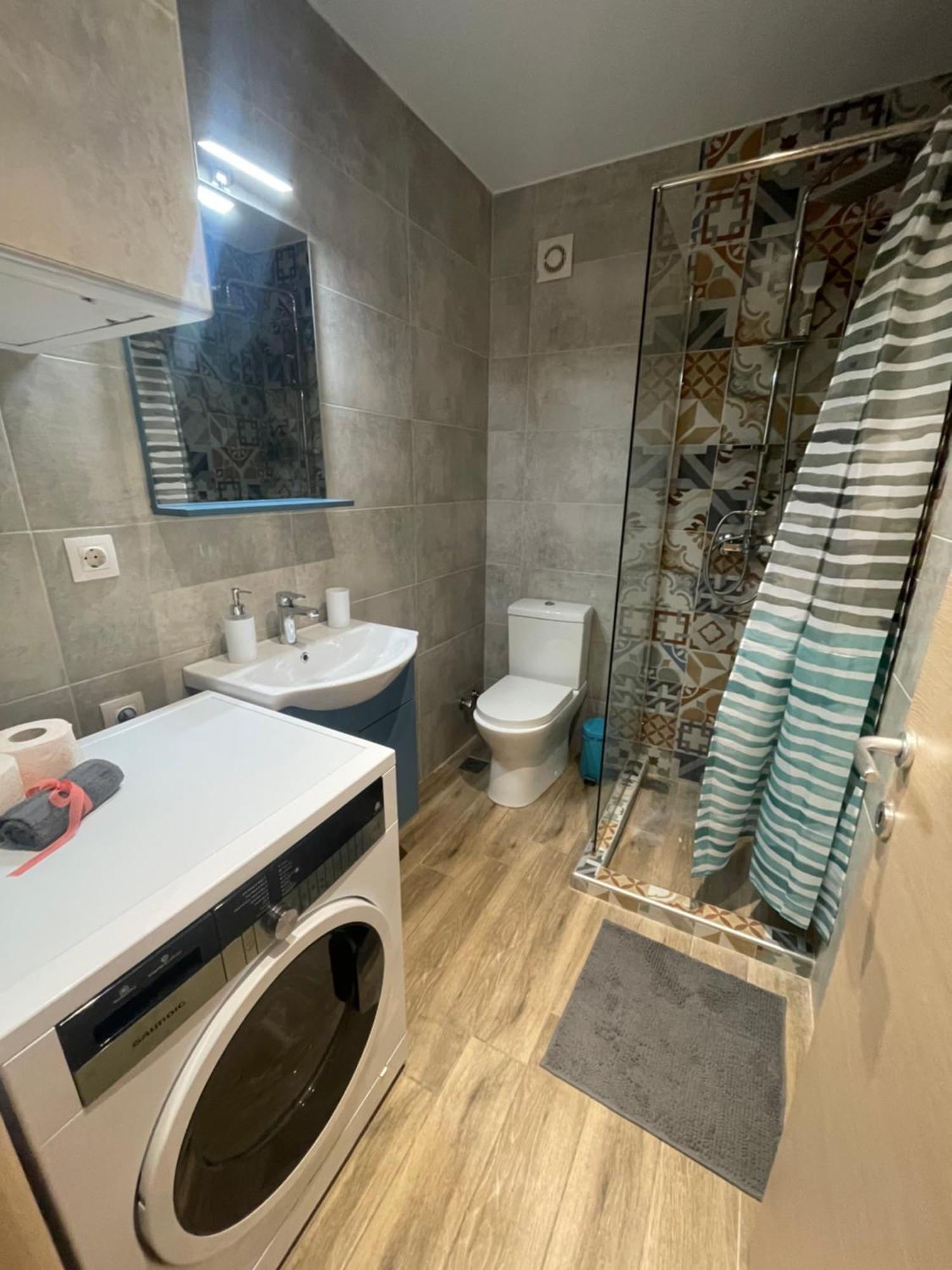 2Downtown#1# Apartment เทสซาโลนิกิ ภายนอก รูปภาพ